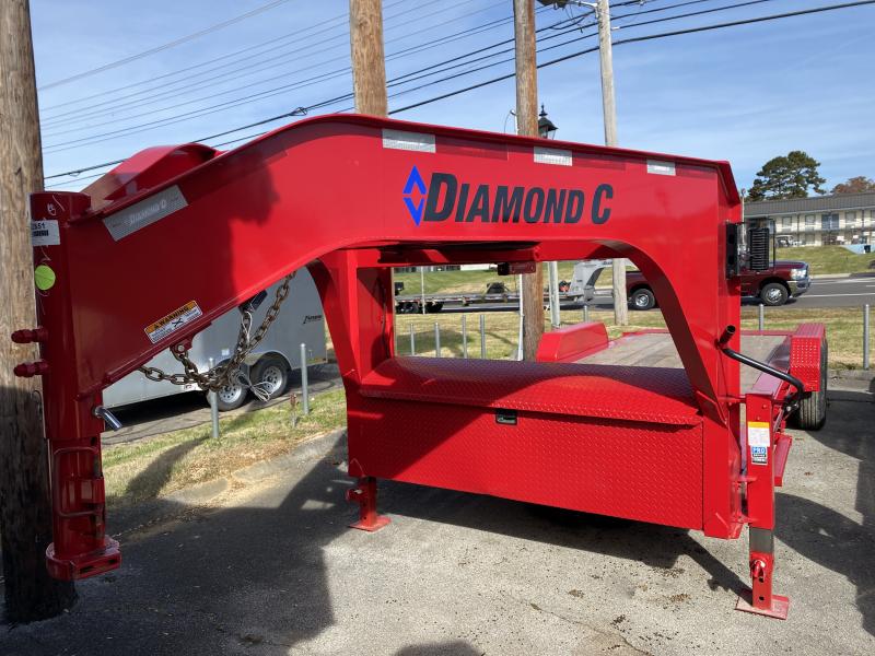 2022 Diamond C Trailers HDT207 GOOSENECK 22' X82 Equipment Trailer 2022 Diamond C Trailers HDT207 GOOSENECK 22' X82 Equipment Trailer
