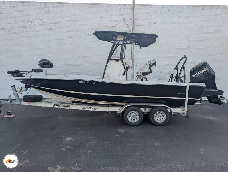 2019 Epic Boats 24 Bay 1752082903