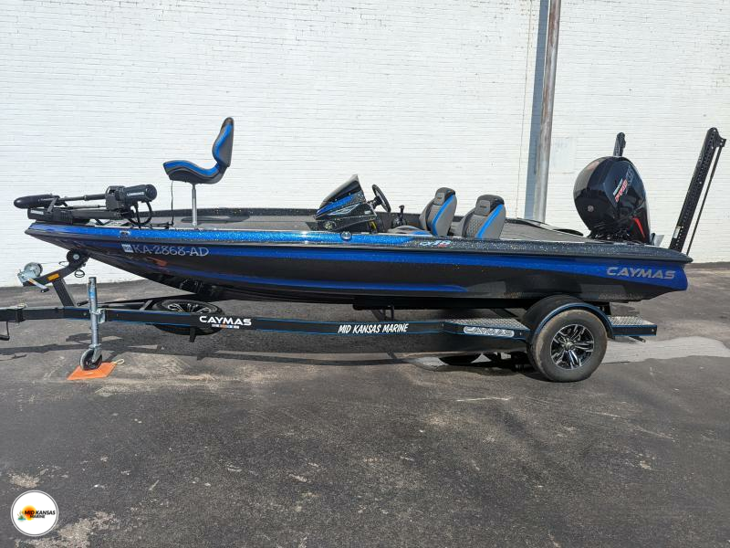 2022 Caymas Boats CX 18