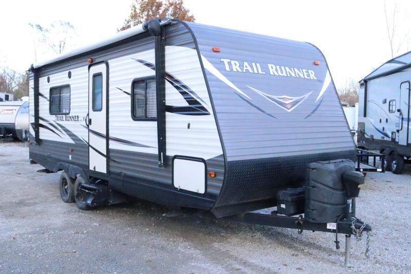2017 Heartland RV Trail Runner SLE SLE24 Travel Trailer 2017 Heartland RV Trail Runner SLE SLE24 Travel Trailer