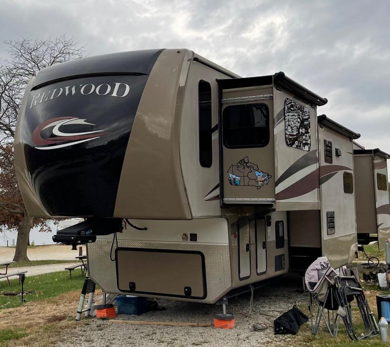 2015 Redwood RV Redwood 38FL Fifth Wheel RV 2015 Redwood RV Redwood 38FL Fifth Wheel RV