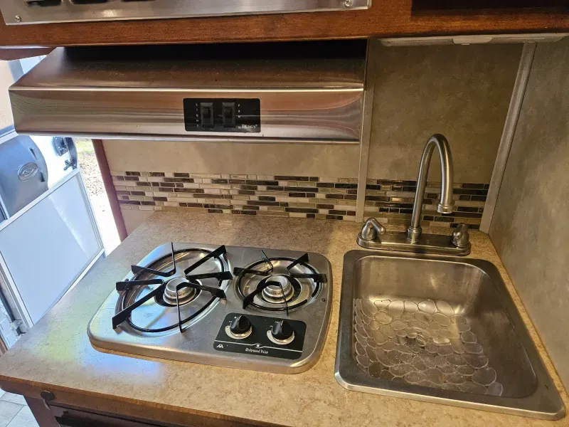 used Horse Trailers Bison Trailers  for sale, in Williamsport, TN Thumbnail 10