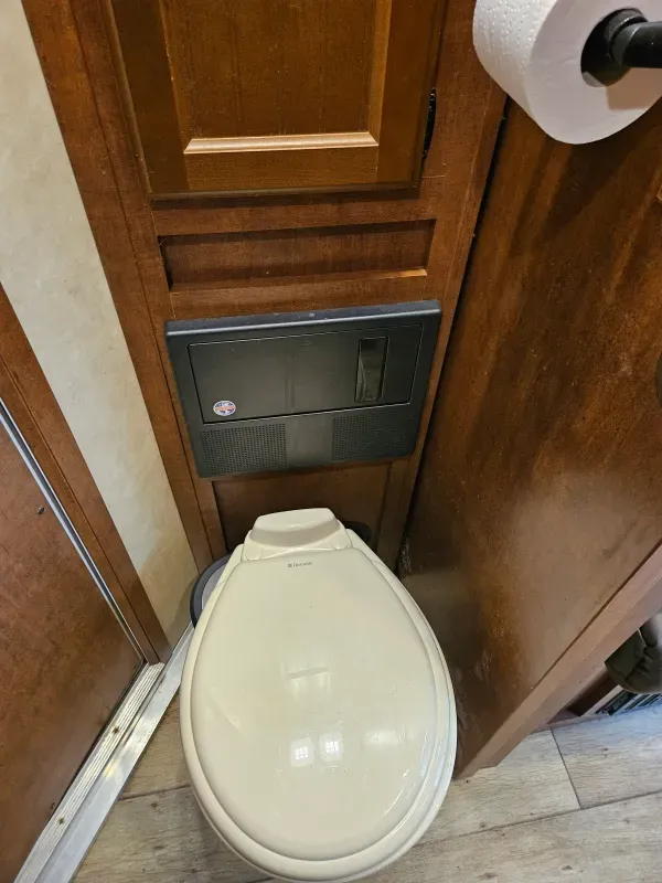 used Horse Trailers Bison Trailers  for sale, in Williamsport, TN Thumbnail 15