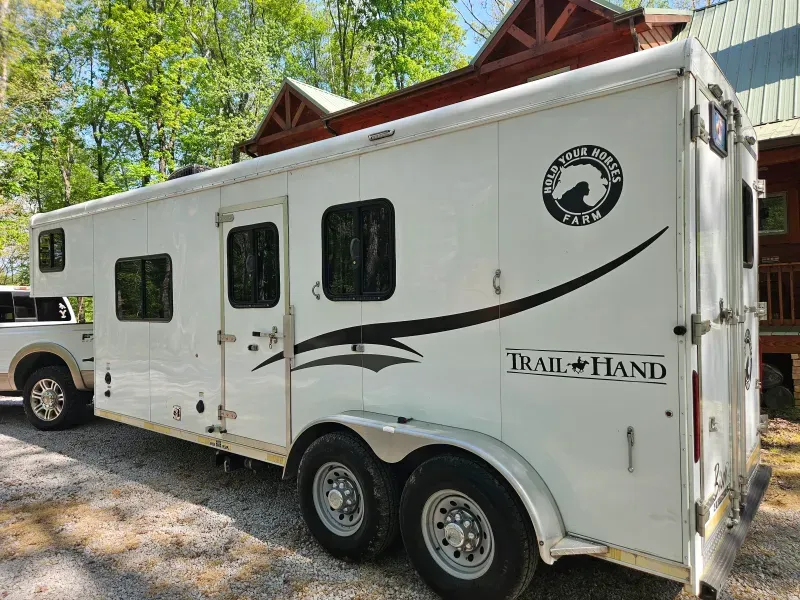 used Horse Trailers Bison Trailers  for sale, in Williamsport, TN Thumbnail 2