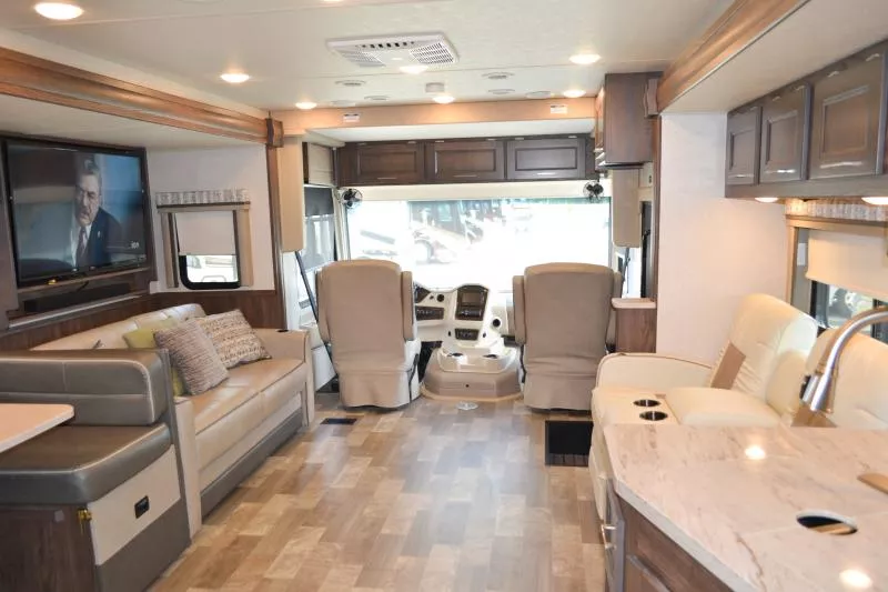 used Camper / RV Coachmen Mirada for sale, in Titusville, FL Thumbnail 28