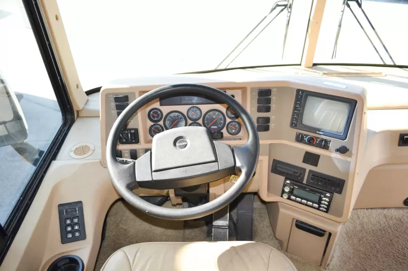 used Camper / RV Winnebago Journey for sale, in Titusville, FL Thumbnail 28