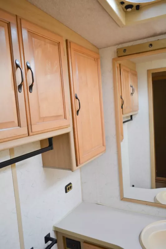 used Camper / RV Itasca Suncruiser for sale, in Titusville, FL Thumbnail 17