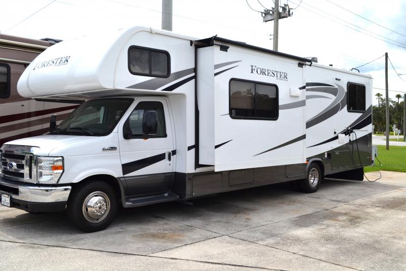 2016 Forest River 3171DS Class C 2016 Forest River 3171DS Class C