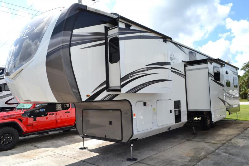 2020 Jayco North Point 377 RLBH Fifth Wheel RVs for Sale in