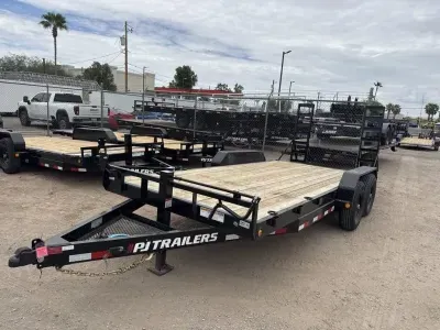 2026 PJ Trailers eqPJCC18D+