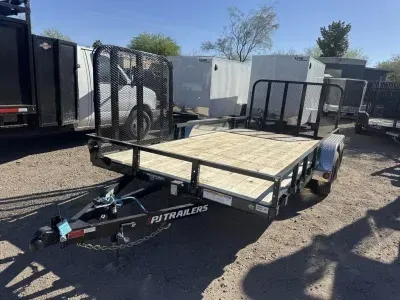 2026 PJ Trailers Utpj8316atvgd