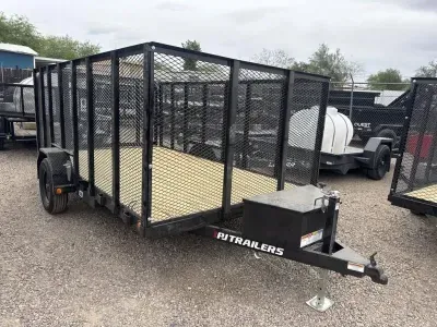 2027 PJ Trailers Lspj8312g4