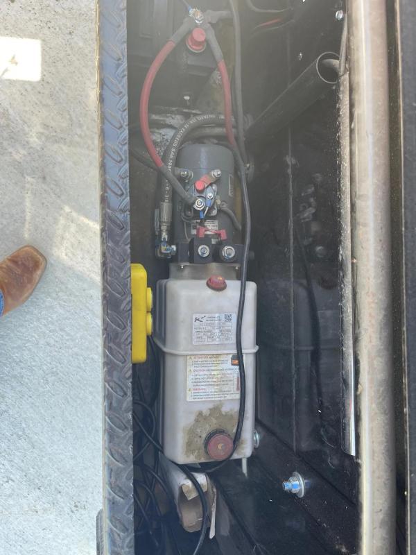 used Dump Trailers Lonestar  for sale, in Azle, TX Thumbnail 3