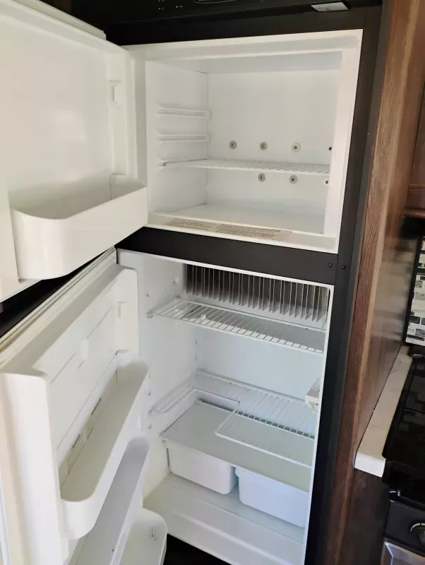 used Travel Trailers Forest River Wildwood X-Lite for sale, in Visalia, CA Thumbnail 3