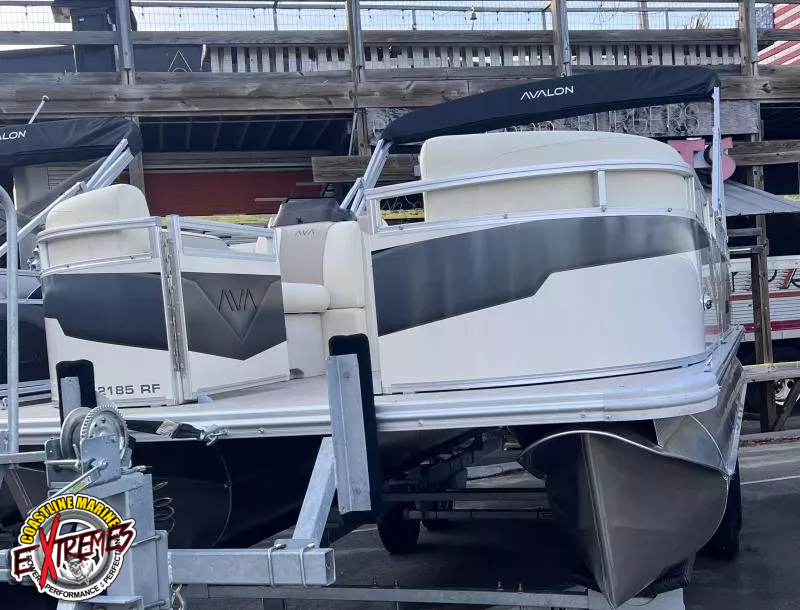 2025 Avalon VENTURE 2185 REAR FISH Pontoon Boat 1748451565