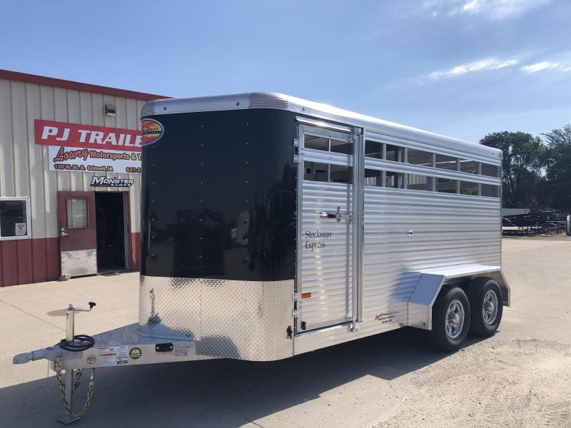 Sundowner Trailers Lowry Trailers in Grinnell IA Find trailers for sale in and near Des