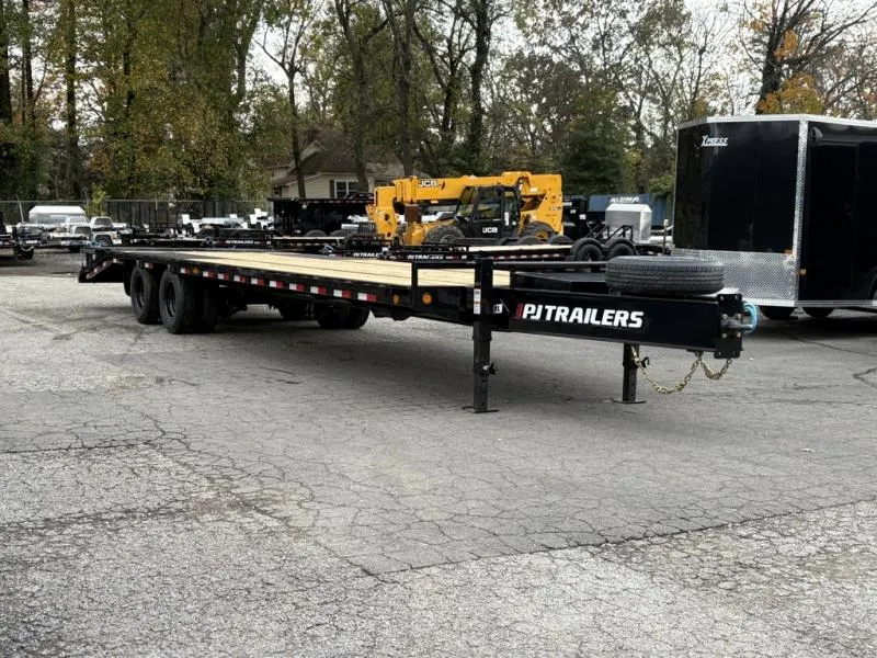 2025-PJ-Trailers-102″-x-32′-Low-Pro-Pintle-with-Duals-(PL)-25K-10695