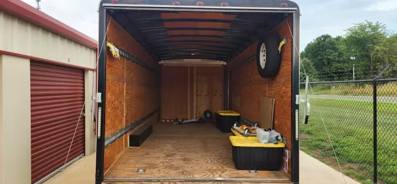 used Cargo (Enclosed) Trailers Interstate 1  for sale, in Gilmer, TX Thumbnail 2