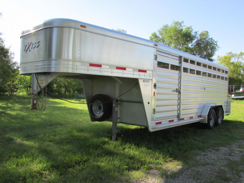 2017 Exiss Trailers STK 7020 Livestock Trailer 2017 Exiss Trailers STK 7020 Livestock Trailer