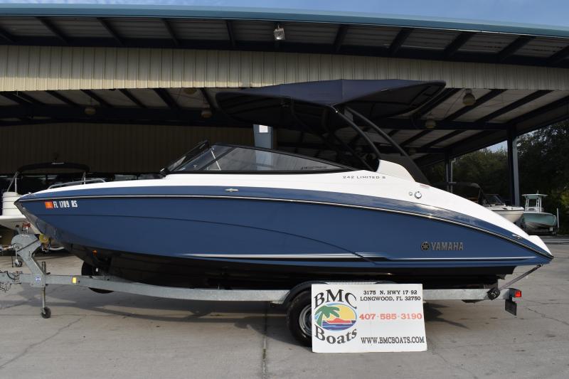 2018 Yamaha 242SE Jet Boat 2018 Yamaha 242SE Jet Boat