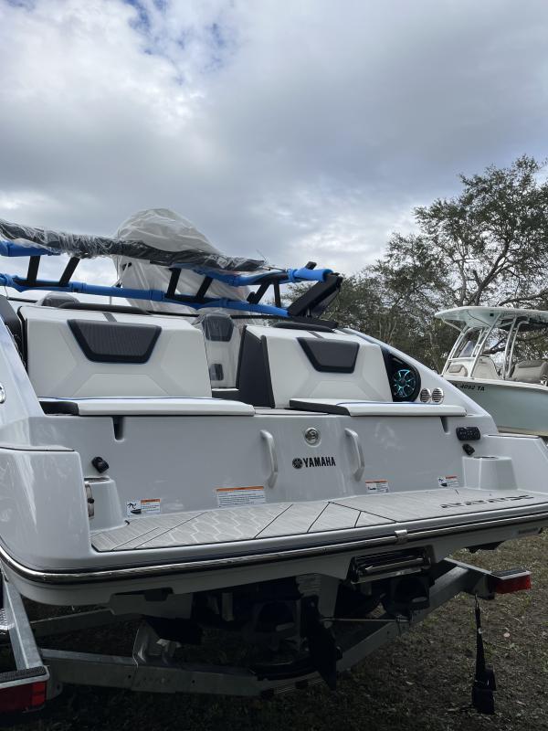 2023 Yamaha 222XE Jet Boat BMC Boats for Sale in Orlando Boat