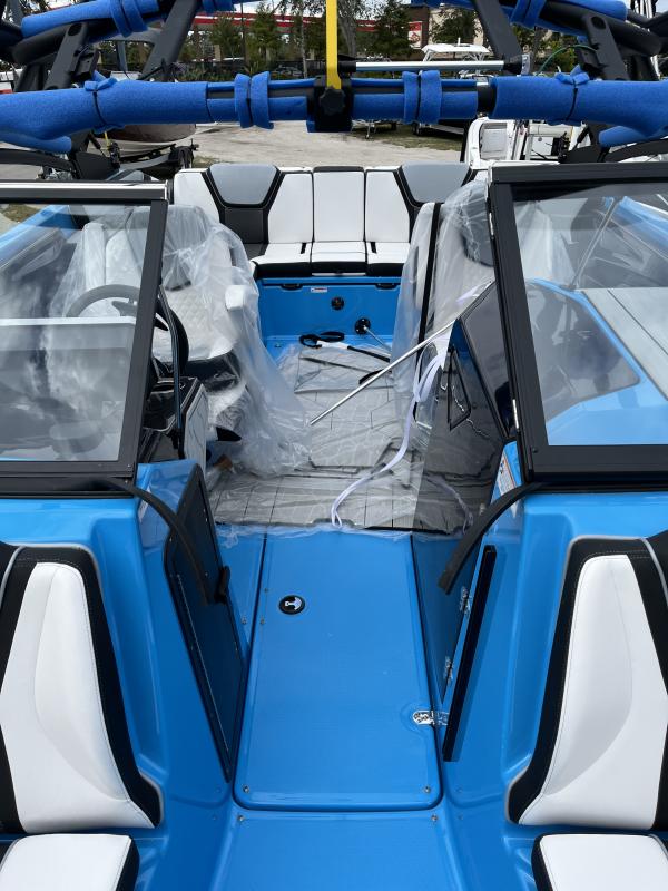 2023 Yamaha 255XE Jet Boat BMC Boats for Sale in Orlando Boat Dealer for bowriders