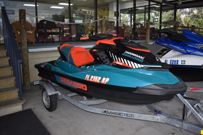 2018 Sea-Doo/BRP 300 WAKE PWC (Personal Watercraft) 2018 Sea-Doo/BRP 300 WAKE PWC (Personal Watercraft)