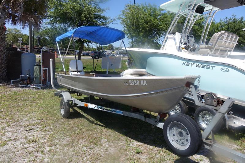 2005 Smoker Craft/Fish Master Jon Boat 2005 Smoker Craft/Fish Master Jon Boat