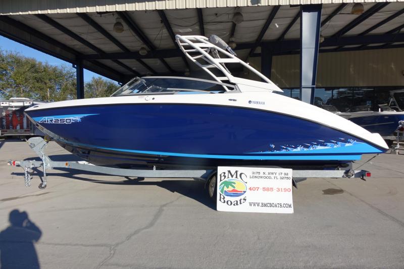 2021 Yamaha AR250 Jet Boat 2021 Yamaha AR250 Jet Boat