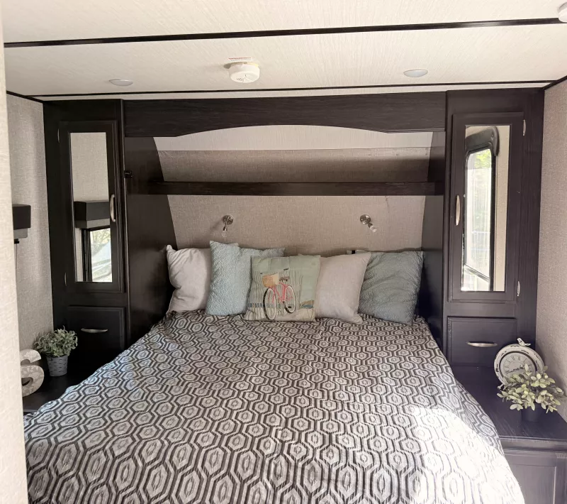 used Travel Trailers Grand Design RV Imagine XLS for sale, in Ellenton, FL Thumbnail 5