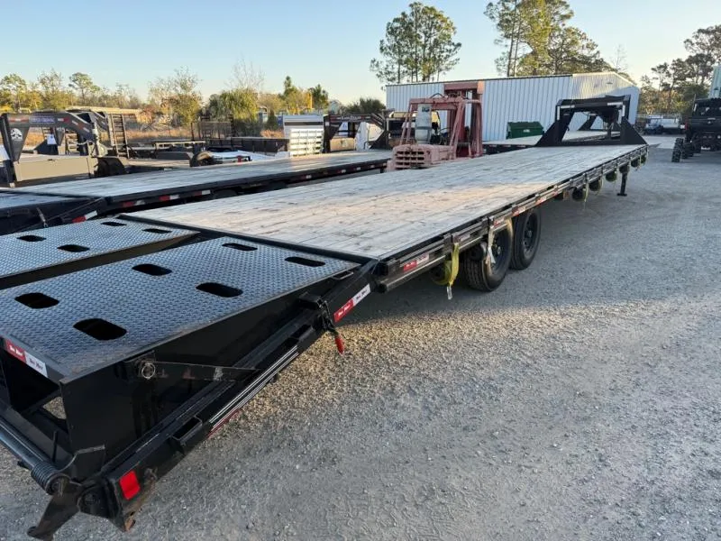 used Equipment / Flatbed Trailers TrailMaxx Trailers  for sale, in Mims, FL Thumbnail 5