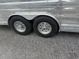 used Horse Trailers Featherlite  for sale, in Mims, FL Thumbnail 2