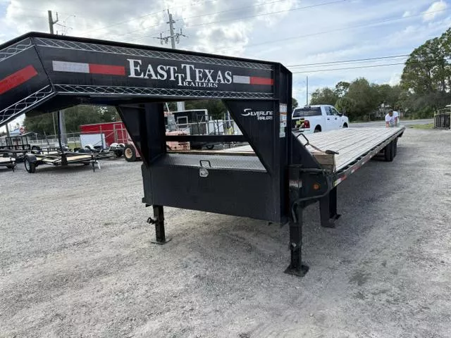 2025 Silverline Trailers 8 x 40 Gooseneck Deckover Trailer with 14k Capacity