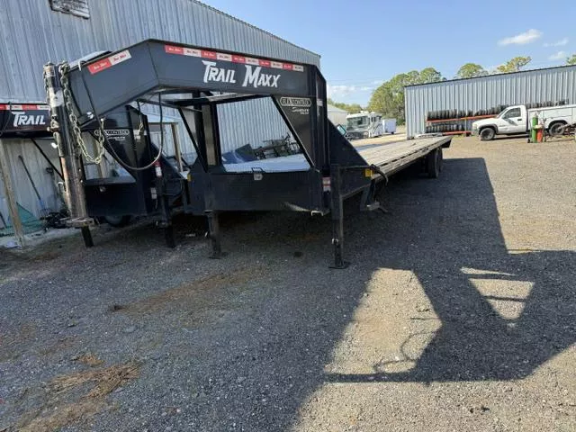 2024 Trailmaxx Gooseneck 30 Foot Trailer with Hidden Ramps 12,000 gvwr