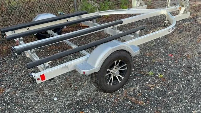 new Utility Trailers Karavan Trailers  for sale, in Mima, FL Thumbnail 3