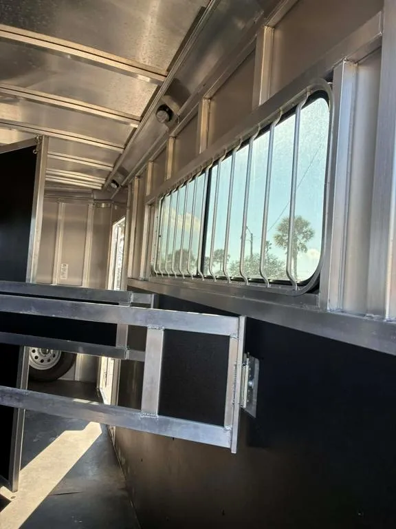 new Horse Trailers Shadow Trailers  for sale, in Mima, FL Thumbnail 12