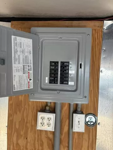 used Cargo (Enclosed) Trailers Other  for sale, in Mims, FL Thumbnail 5