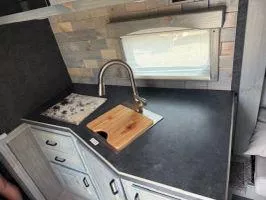 2025 Shadow horse trailers 4 HORSE SLANT GOOSENECK TRAILER UPGRADED LIVING QUARTERS WITH KING SIZE B