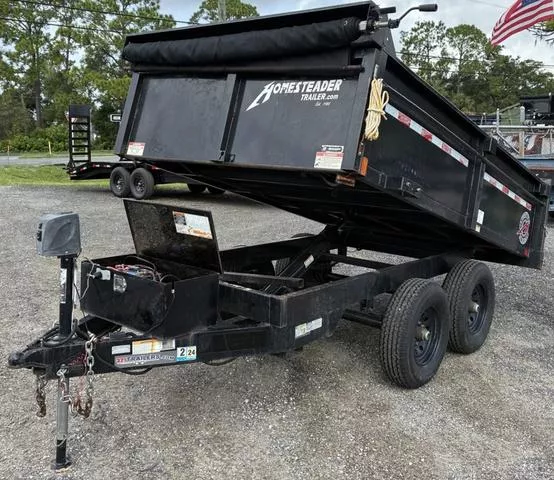 2023 Homesteader Trailers 6 x 10 Dump Trailer Dual Axle with Power Lift Jack & Solar Maintainer