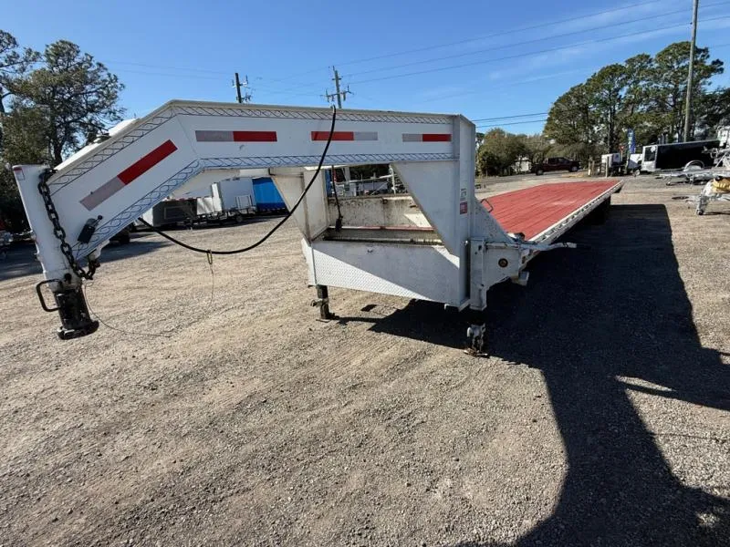 2023 East Texas 40 Ft. Gooseneck Hot Shot Trailer with Wood Decking