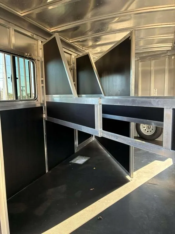 new Horse Trailers Shadow Trailers  for sale, in Mima, FL Thumbnail 10
