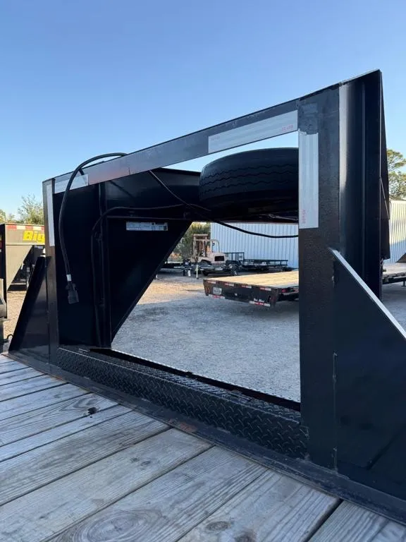 used Equipment / Flatbed Trailers TrailMaxx Trailers  for sale, in Mims, FL Thumbnail 8