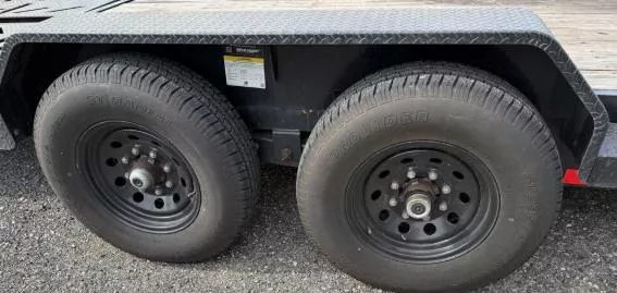 used Equipment / Flatbed Trailers Iron Bull  for sale, in Mims, FL Thumbnail 2