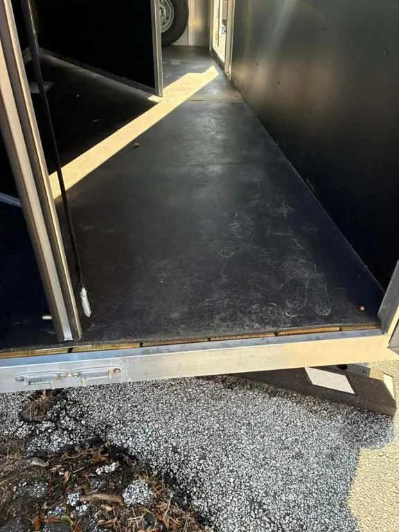 new Horse Trailers Shadow Trailers  for sale, in Mima, FL Thumbnail 11