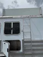 used Horse Trailers Featherlite  for sale, in Mims, FL Thumbnail 9