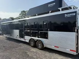 2025 Shadow horse trailers 4 HORSE SLANT GOOSENECK TRAILER UPGRADED LIVING QUARTERS WITH KING SIZE B