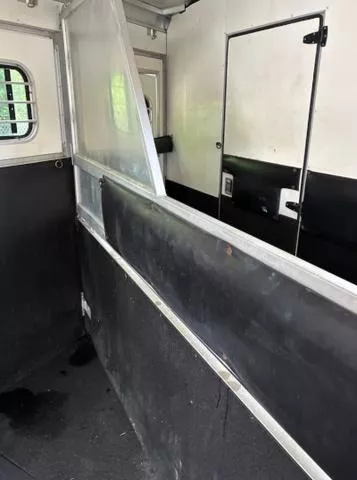 used Horse Trailers Sundowner Trailers  for sale, in Mims, FL Thumbnail 5