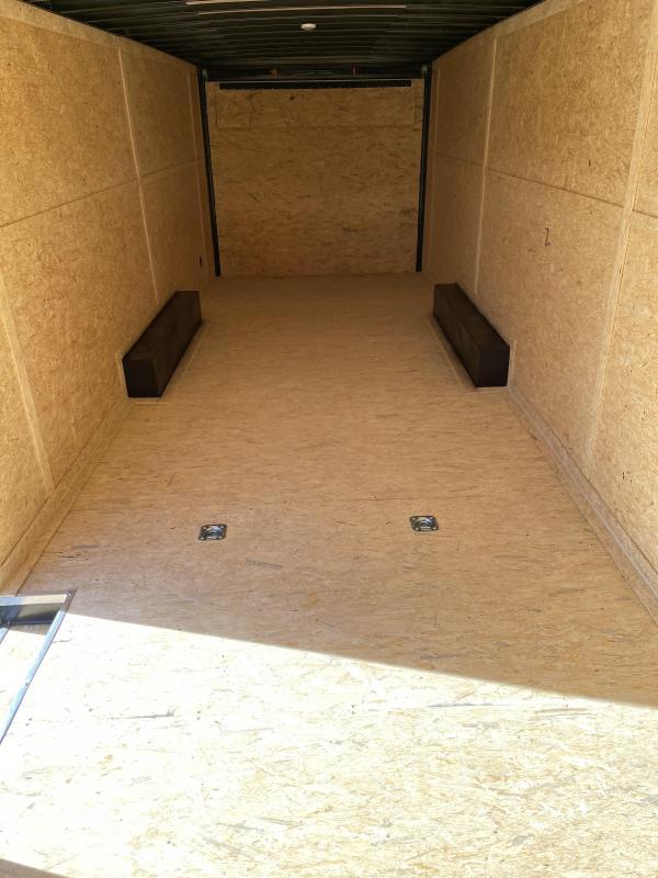 new Cargo (Enclosed) Trailers Look Trailers  for sale, in Canyon, TX Thumbnail 9