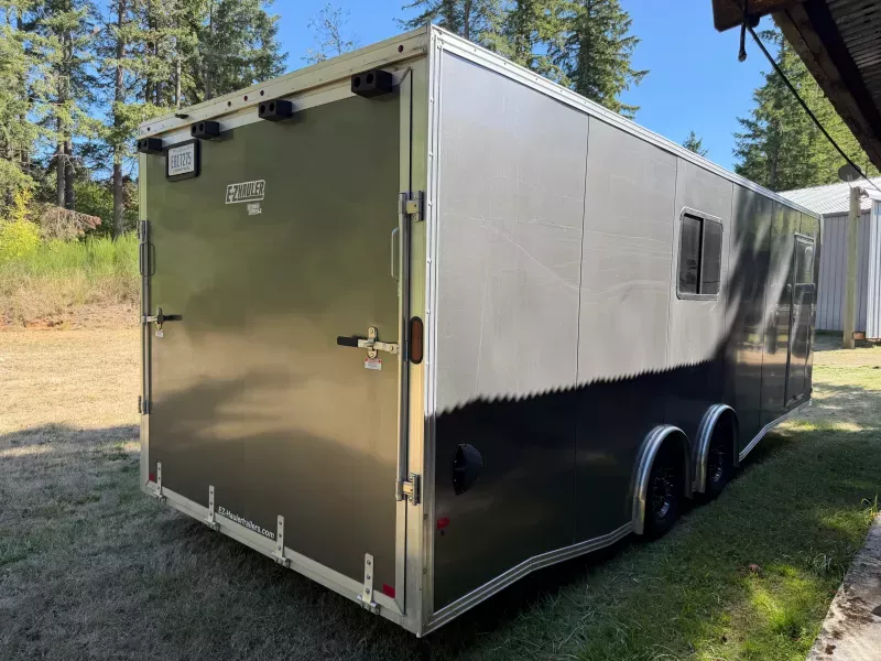 used Car Haulers / Racing Trailers EZ-Haul  for sale, in Estacada, OR Thumbnail 6