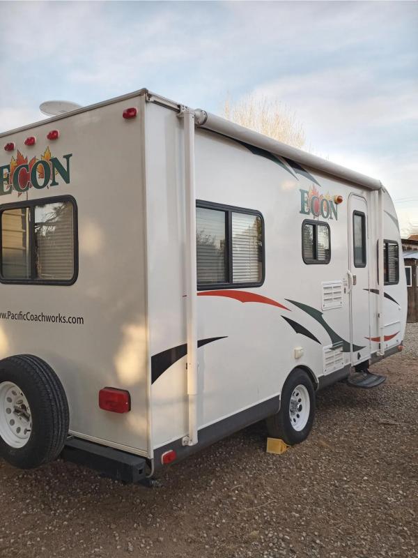 used Travel Trailers Pacific Coachworks Econ for sale, in Hesperia, CA Thumbnail 2